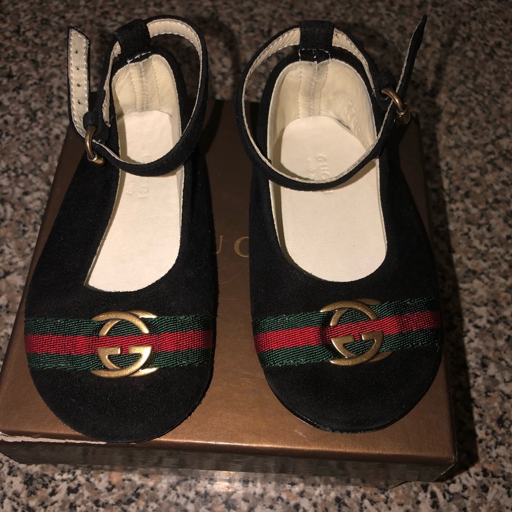 Gucci Baby Shoes size 19 (size 3.5) 9-12 months